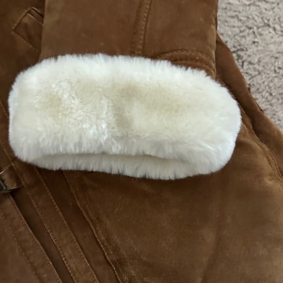 Vintage Gallery Brown Sued Leather Jacket with Cream Accents - Picture 5 of 11